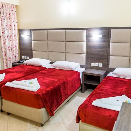 Santa Rosa Hotel & Beach อเล็กซานโดรโพลิส ภายนอก รูปภาพ